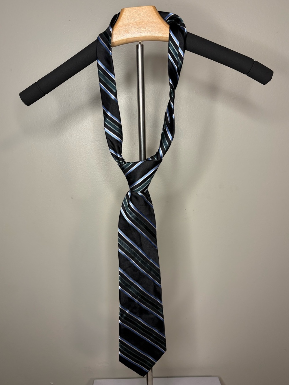 Express Striped Black and Light Blue Men's Tie